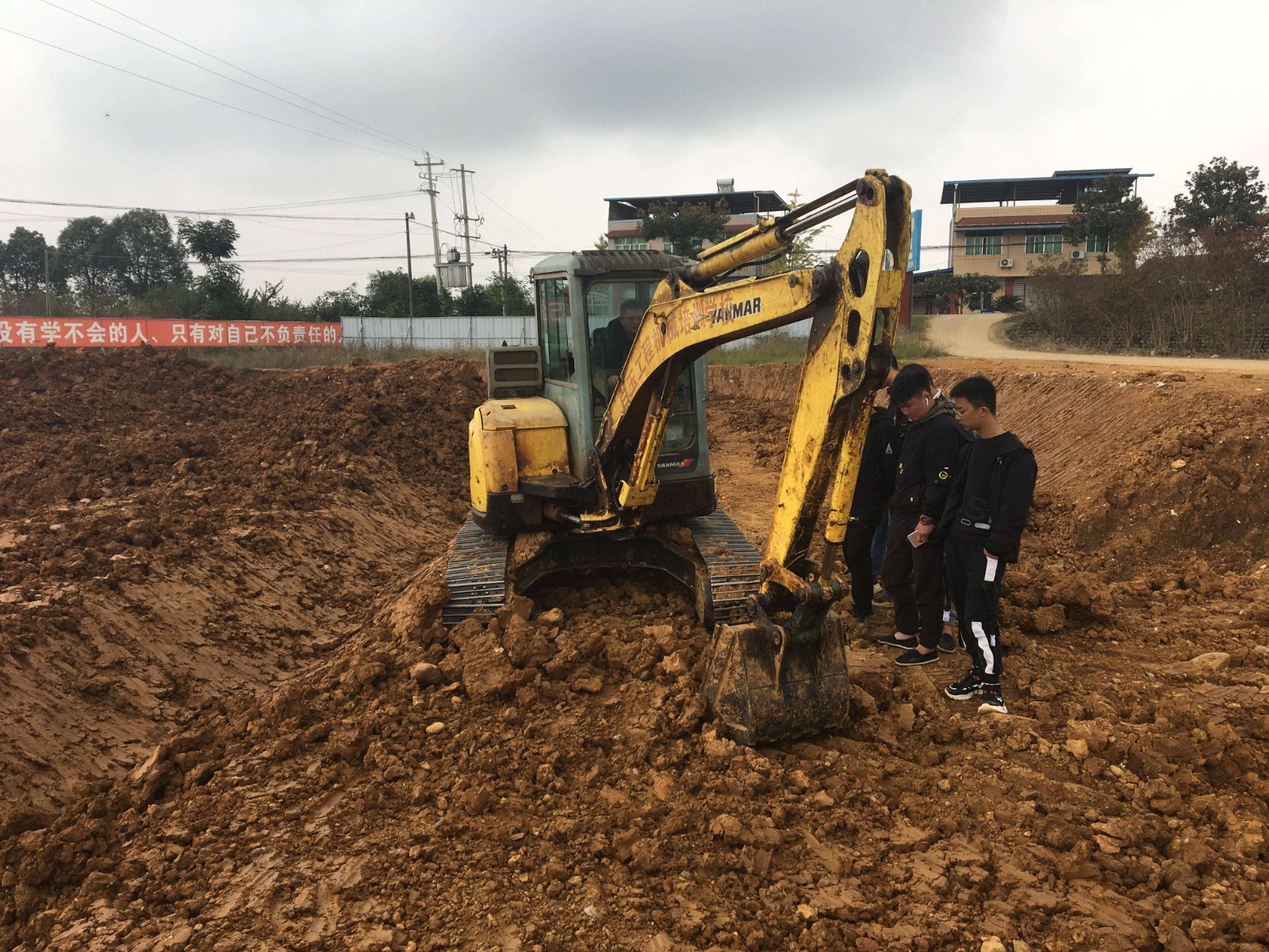 辉县市挖掘机培训教学
